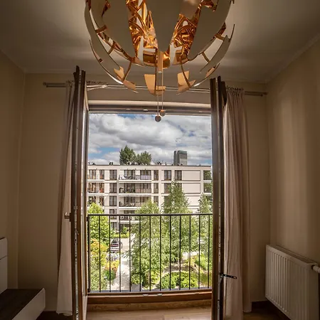 Apartment Jop